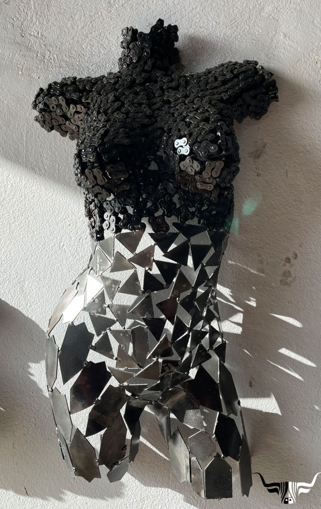 Recycled metal bust 