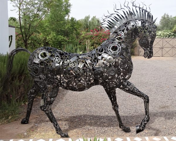 Handcrafted metal aniWelded steel animal sculpture mal sculpture